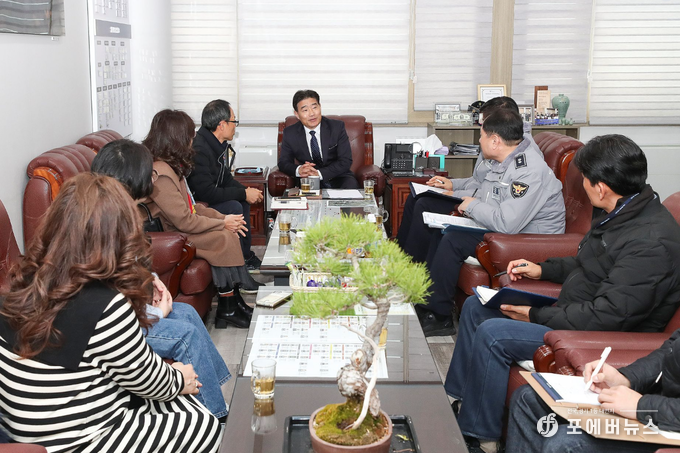 고양특례시의회 김운남의장, 대화동 킨텍스 지원부지 원형육교 보행 환경 개선 간담회 개최(사진=김운남 고양특례시의회 의장 페이스북 캡처)