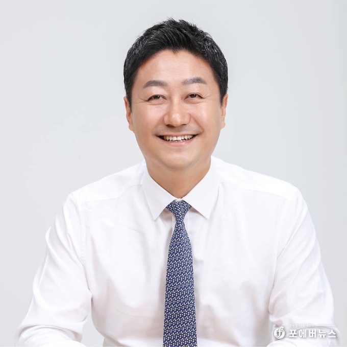 김진경 경기도의회 (더불어민주당·시흥3)의장.