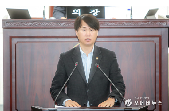 화성특례시의회 송선영 의원(국민의힘, 봉담갑·향남·팔탄·양감·정남)이 5분 발언을 진행하고 있다.(사진=김경순)