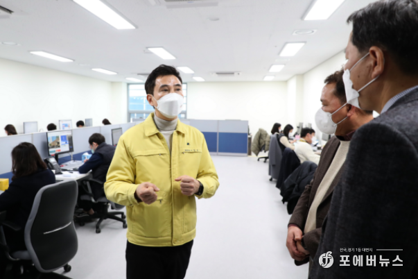 서철모 화성시장, 코로나19 행정안내센터 현장점검