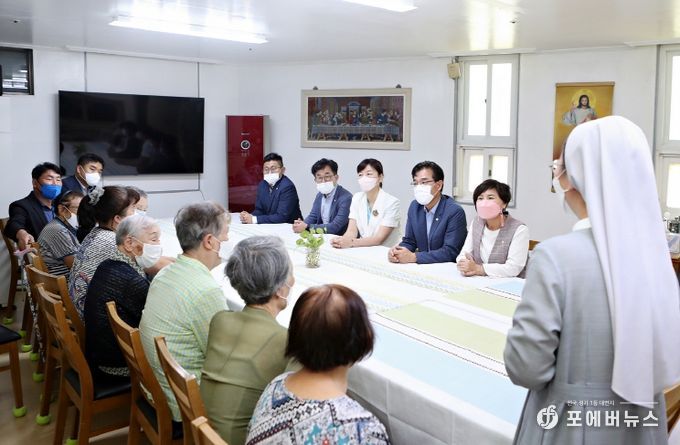 의왕시의회 노인양로원 마리아의집 방문