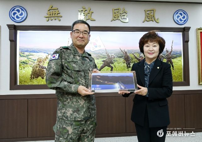 연천군의회, 계묘년 새해 맞아 5사단 등 군부대 위문