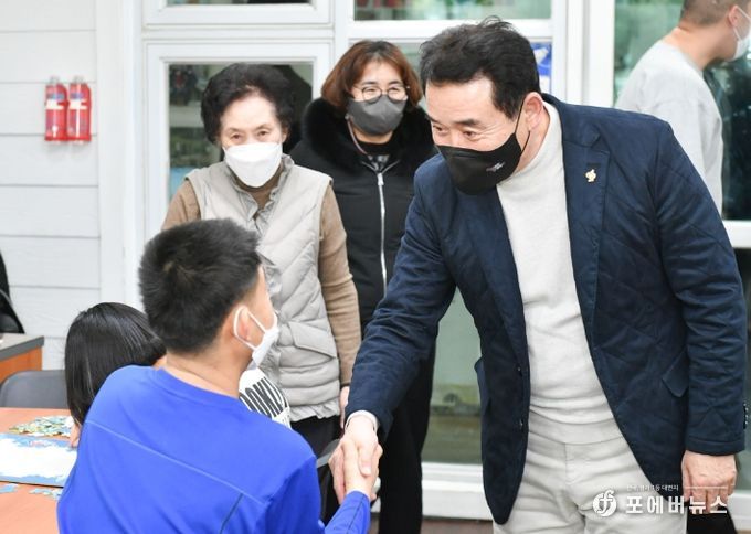 백영현 포천시장, 설맞이 장애인 보호시설‘곰두리 두레마을’격려