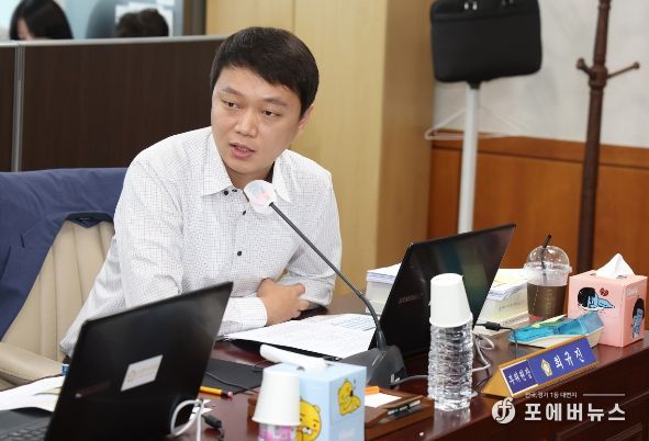 고양시의회 복지여성국 행정사무감사 진행