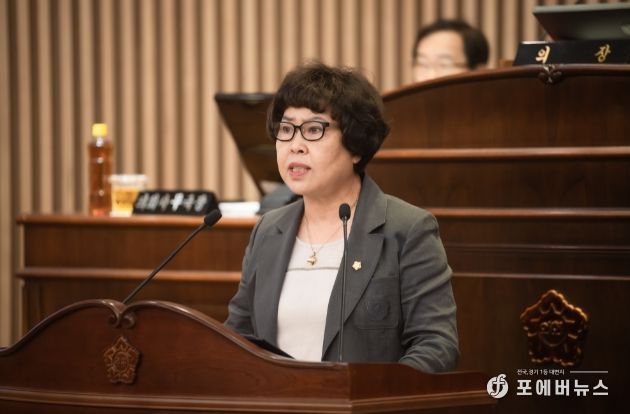 이정애 의원이 본회의장에서 5분 자유발언을 하고 있다.