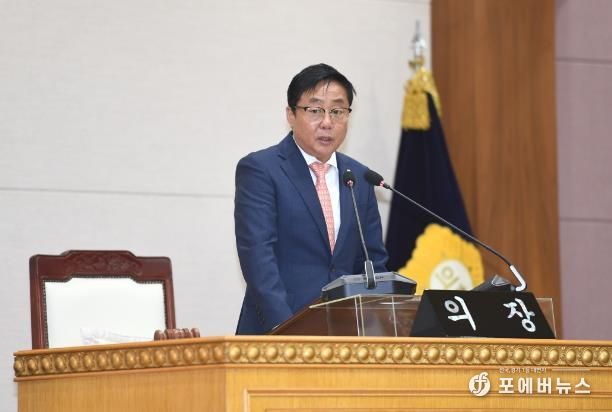 윤창철 의장이 10일 양주시의회 본회의장에서 열린 ‘제357회 임시회’를 주재하고 있다.