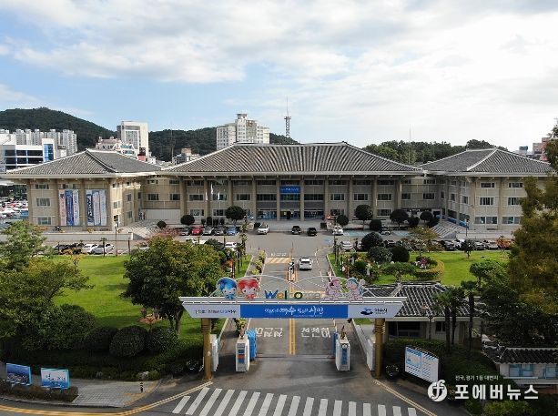 여수시가 최근 여수광양항만공사, 전라남도문화재단과 원스톱 창작지원 프로젝트 업무협약을 체결했다.