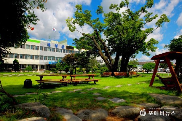 곡성군 홍보대사 진시몬, 곡성세계장미축제서 ‘소망정’열창