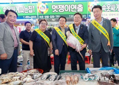 전북특별자치도의회, 추석맞이 전통시장 방문