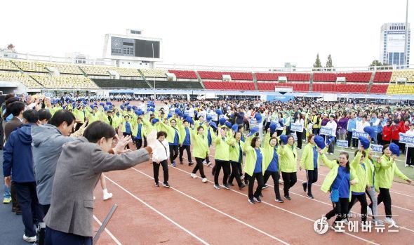 ‘함께한 30년, 그 힘 모아 전라도의 수도로!’ 전주시민 화합의 장, 제31회 전주시민체육대회 성료