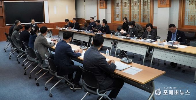 나주시가 지난 26일 강상구 부시장 주재로 ‘나주시 발주 공사 현장 안전대책 점검 회의’를 진행했다.