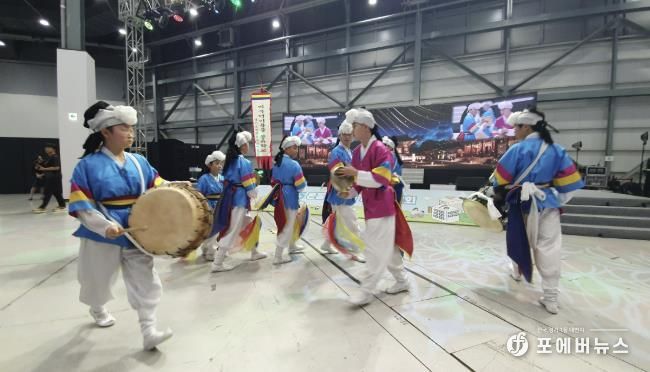 안성교육지원청 안성맞춤 바우덕이풍물 공유학교, 온동네 교육기부 박람회 초청 공연 펼쳐