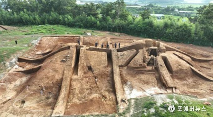 평 마산리 표산 고분군 전경